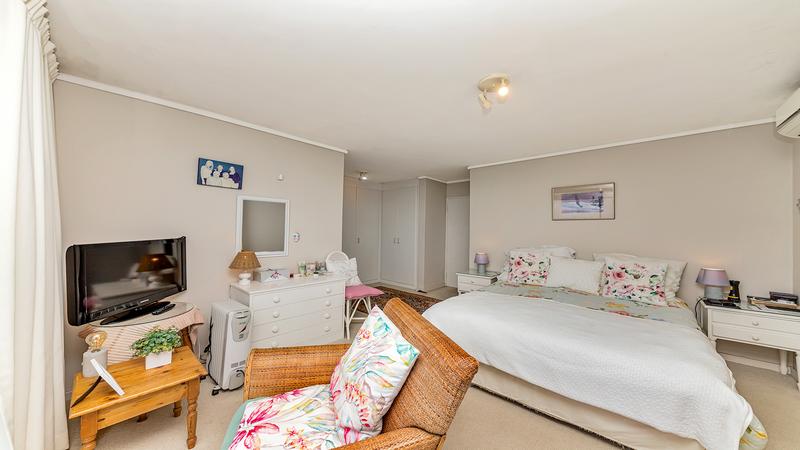 3 Bedroom Property for Sale in Camps Bay Western Cape